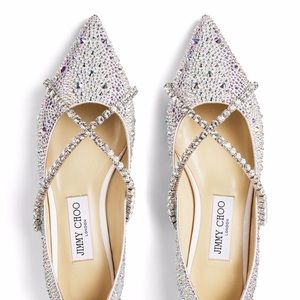 JIMMY CHOO
Genevi Crystal-Embellished Flats